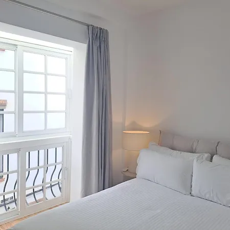 Noctua 006 Old Town 2 דירה *